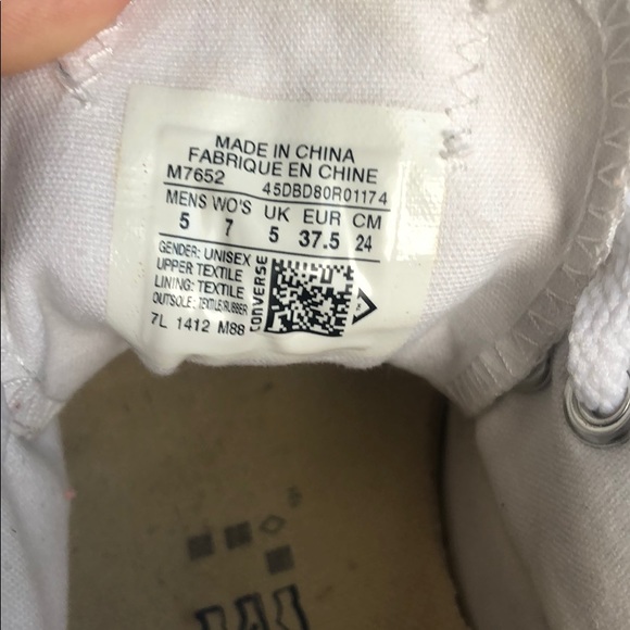 ⭐️CONVERSE⭐️ | Women’s Size 7 | Men’s Size 5 | - Picture 8 of 8